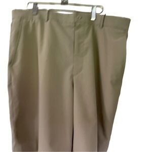 Slazenger Men’s shorts size 38 in tan